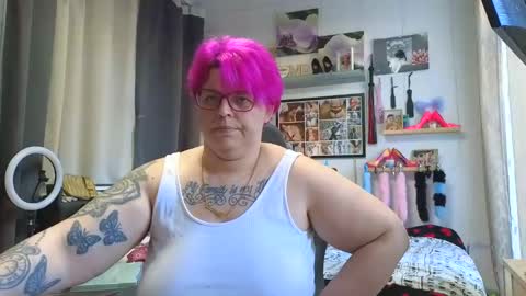 Snapshot of lexi2810 chatting on March 2025 06:52:02 AM Lexi und Lex online show from March 2025 06:52:02 AM