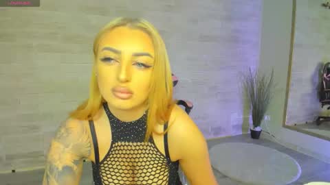 Lexi online show from October 2025 05:30:01 AM