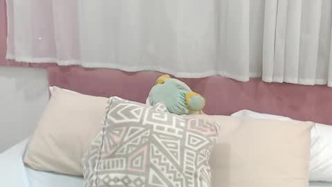 Gabrielle online show from February 2025 04:58:02 PM