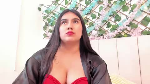 Gabrielle online show from September 2025 05:40:01 AM