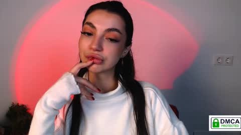 Alexia online show from November 2025 01:20:01 PM