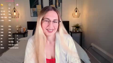 Lexy - Follow me online show from September 2025 07:19:01 AM