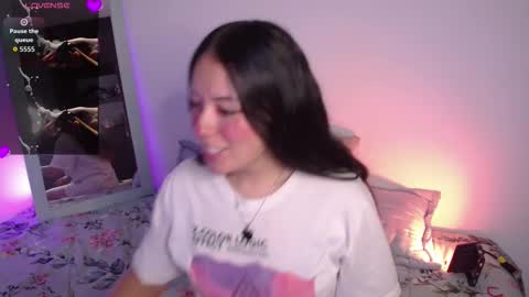 Lexie Thompson   8pm  0000am -5 online show from October 2025 10:43:02 PM