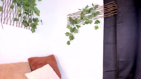 Lexieegrey online show from April 2026 05:40:02 PM