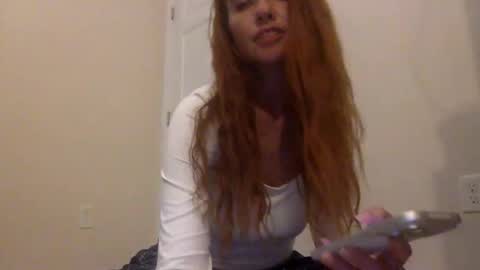 Snapshot of lexiial0 chatting on May 2026 02:19:02 AM Alexia L. online show from May 2026 02:19:02 AM