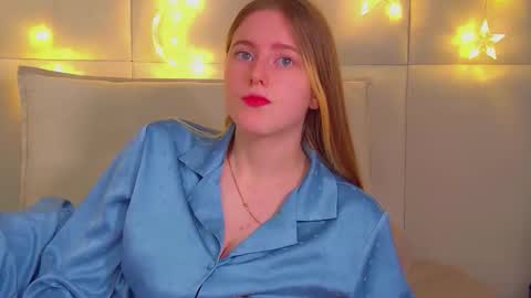 Snapshot of lexireadway chatting on December 2025 06:32:01 AM Lexi online show from December 2025 06:32:01 AM