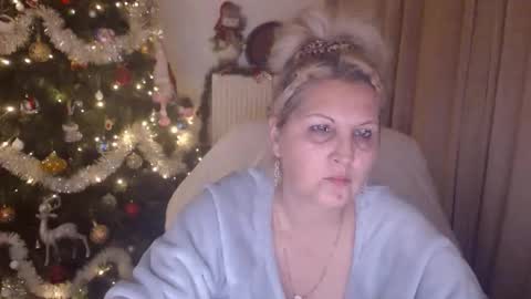 Hannah online show from December 2025 09:08:01 PM
