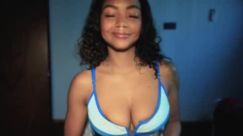 LEXY - Independent account online show from March 2026 10:32:01 AM