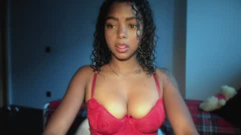 LEXY - Independent account online show from April 2026 12:05:02 PM