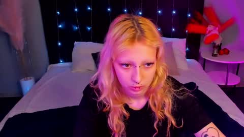 Snapshot of lexy_woorhez chatting on January 2025 10:21:02 AM Lexy online show from January 2025 10:21:02 AM