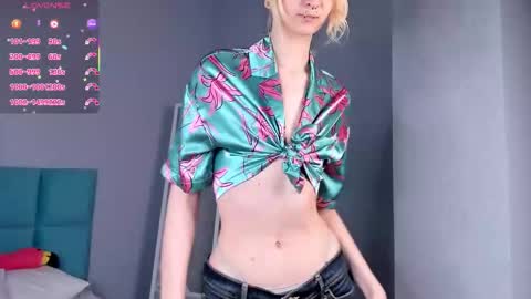 Snapshot of lexy_woorhez chatting on November 2025 11:42:01 AM Lexy online show from November 2025 11:42:01 AM