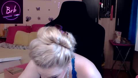 Snapshot of lexygold chatting on February 2025 01:46:01 PM Lexy online show from February 2025 01:46:01 PM