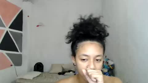 lolita online show from December 2024 04:43:01 PM