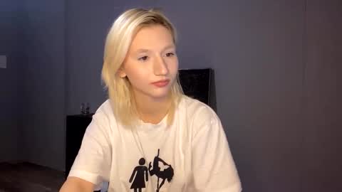 Leya online show from December 2025 08:26:01 PM