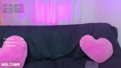 Leydy Stone online show from September 2025 04:18:02 PM