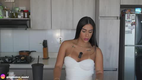 Snapshot of leyla_steel chatting on May 2026 01:50:01 PM INSTA leylasteel model online show from May 2026 01:50:01 PM