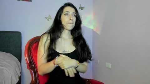 Leyna online show from March 2025 05:00:02 AM