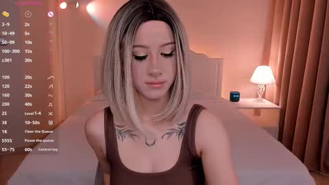 Snapshot of lezy_liza chatting on November 2025 05:28:02 AM Lisa online show from November 2025 05:28:02 AM