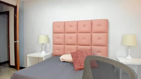 lhiamfitt online show from February 2025 10:19:01 AM