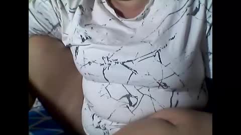 lhiannash33 online show from April 2026 02:51:02 AM