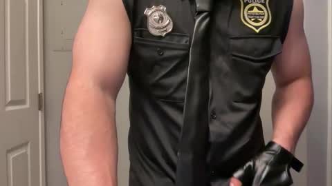 lhotboyl online show from November 2025 06:31:01 PM