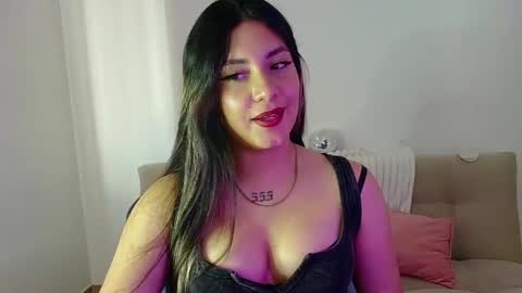 Lia  online show from May 2026 09:44:01 PM