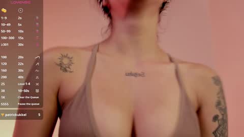 Snapshot of lia__summer chatting on December 2024 03:34:02 AM lia__summer online show from December 2024 03:34:02 AM