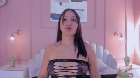 Snapshot of lia_ass chatting on January 2025 04:25:02 PM Liss 3 online show from January 2025 04:25:02 PM