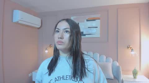 Snapshot of lia_ass chatting on February 2025 10:08:02 AM Liss 3 online show from February 2025 10:08:02 AM