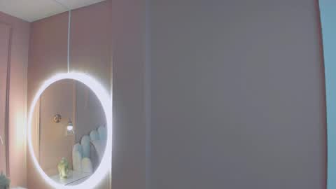 Snapshot of lia_ass chatting on February 2025 10:18:02 AM Liss 3 online show from February 2025 10:18:02 AM