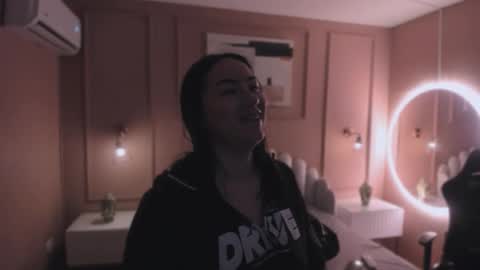 Snapshot of lia_ass chatting on November 2025 10:12:02 AM Liss 3 online show from November 2025 10:12:02 AM