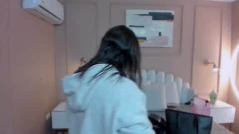 Snapshot of lia_ass chatting on December 2025 10:20:02 AM Liss 3 online show from December 2025 10:20:02 AM