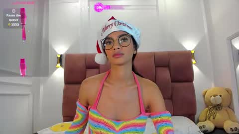 Snapshot of lia_girl2 chatting on December 2024 03:49:01 AM Lia online show from December 2024 03:49:01 AM
