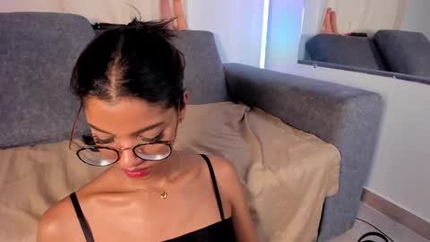 Snapshot of lia_girl2 chatting on February 2025 05:55:02 PM Lia online show from February 2025 05:55:02 PM