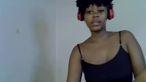 lia online show from October 2025 04:25:02 AM