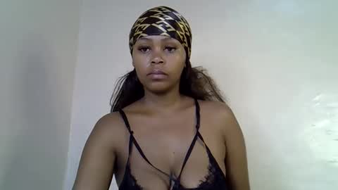 lia online show from November 2025 04:01:02 PM