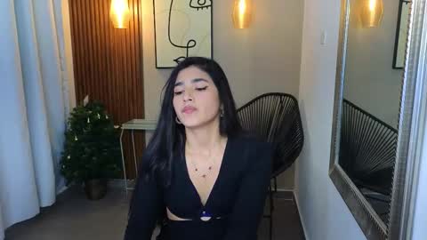 Snapshot of lia_mar_ chatting on December 2025 06:23:01 PM LIA online show from December 2025 06:23:01 PM