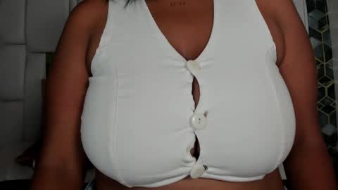 lia_mariana online show from May 2026 03:08:01 PM