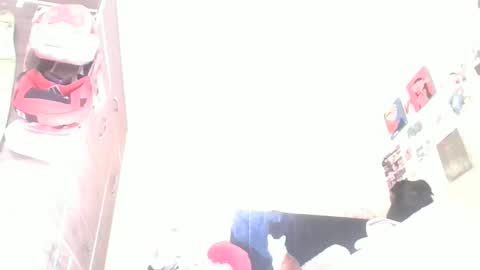 Snapshot of lia_queen610 chatting on November 2025 07:59:02 PM Little Queen Lia online show from November 2025 07:59:02 PM