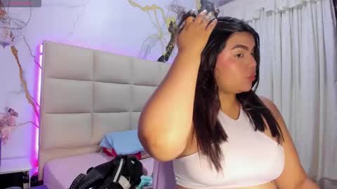 Lia online show from March 2026 12:12:02 PM