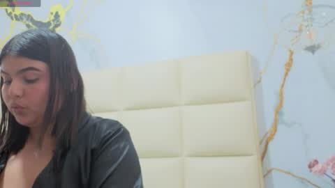 Lia online show from March 2026 07:14:01 PM