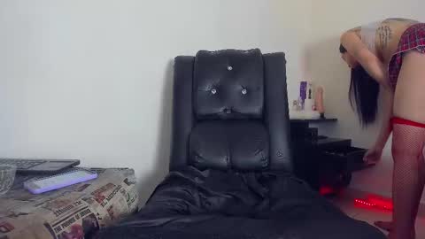 Snapshot of lia_sharlote chatting on November 2025 01:52:02 AM Sharlote online show from November 2025 01:52:02 AM