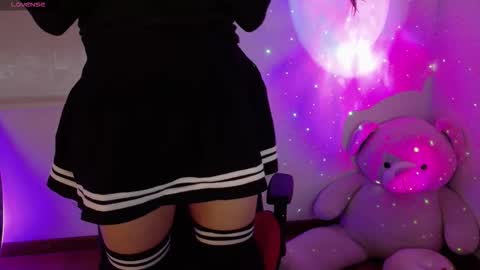 Snapshot of lia_tinez chatting on November 2025 10:43:02 PM Lia online show from November 2025 10:43:02 PM