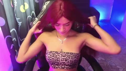 lia_varel online show from May 2026 01:06:01 PM