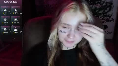 Snapshot of liaaa_li chatting on November 2025 06:12:02 AM liaaa_li online show from November 2025 06:12:02 AM