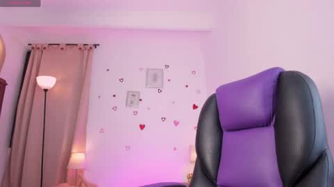 liaa moretzz online show from April 2026 12:25:02 AM