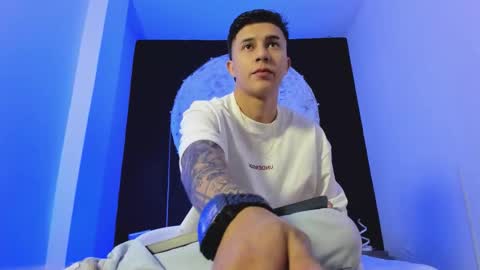 Liam Smith online show from October 2025 12:44:02 PM