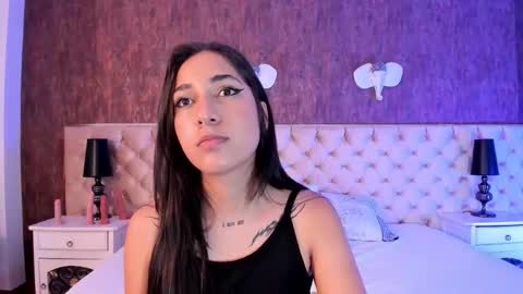 liaa turner  online show from October 2025 08:39:01 PM