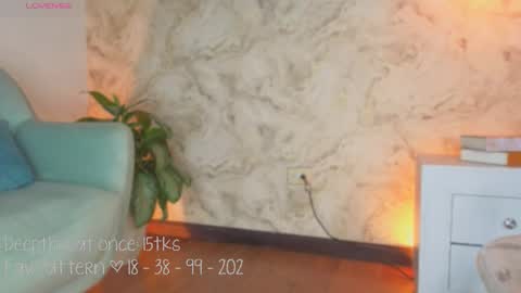 Lia Cox online show from October 2025 03:07:02 AM