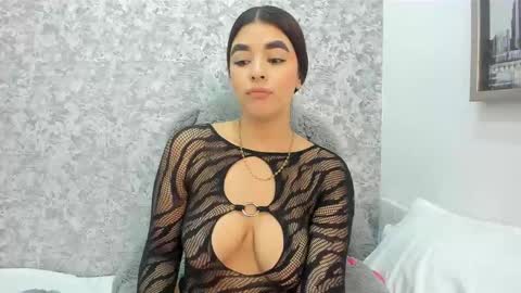 liah_evanss online show from November 2025 12:27:02 PM